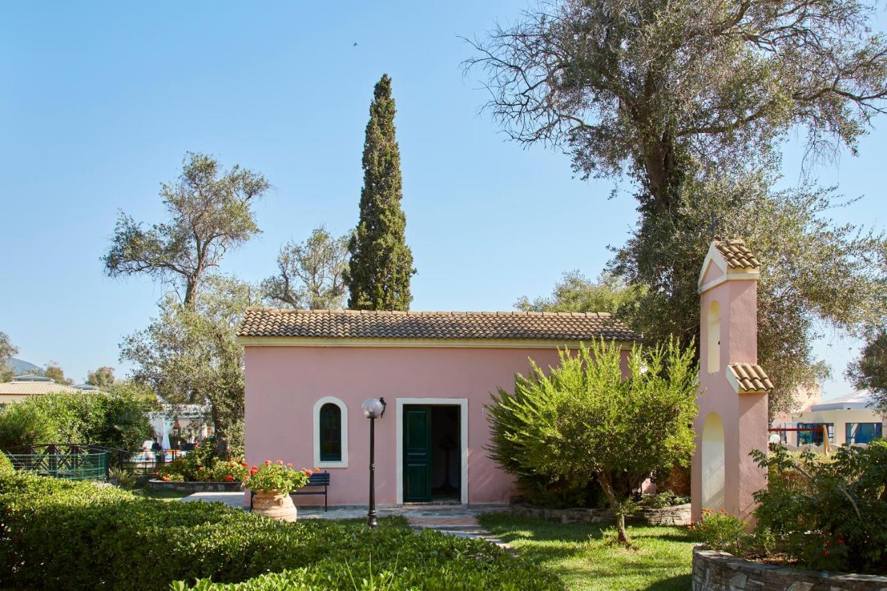 Sentido Apollo Palace Mesongí Exterior foto The chapel of the monastery