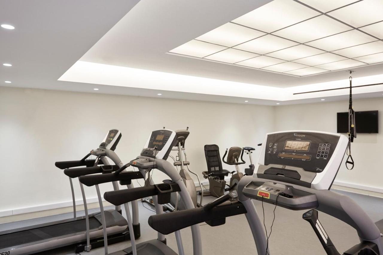 Sentido Apollo Palace Mesongí Exterior foto The gym at the hotel